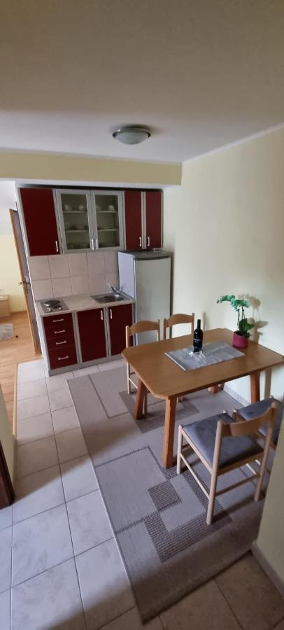 Apartmani Italo Biograd Na Moru Exterior photo