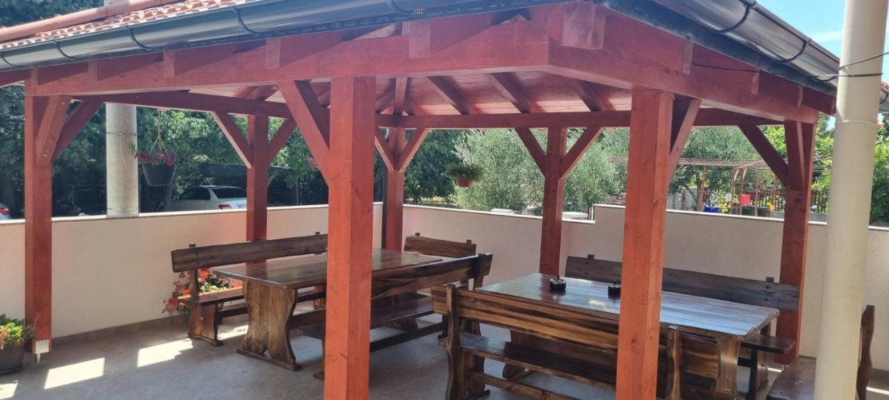 Apartmani Italo Biograd Na Moru Exterior photo