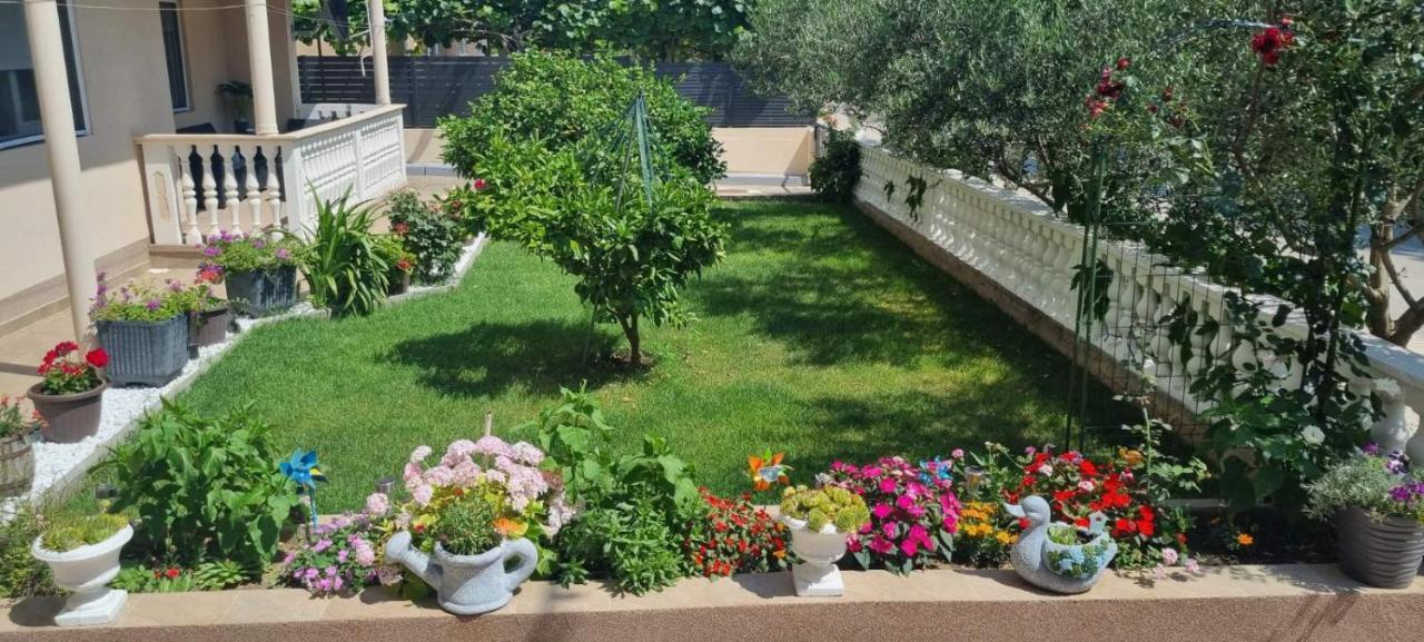 Apartmani Italo Biograd Na Moru Exterior photo